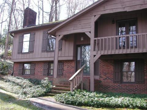 3060 High Cliffs Rd, Pfafftown, NC 27040 photo 2