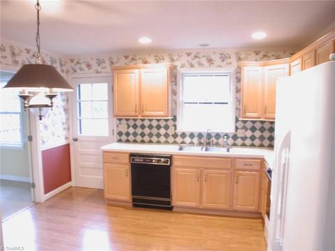 3060 High Cliffs Rd, Pfafftown, NC 27040 photo 7