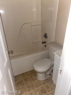 335 E Meadow Rd, Eden, NC 27288 photo 6