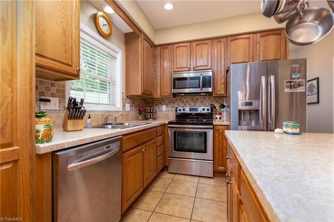 214 Mike St, Dobson, NC 27017 photo 20