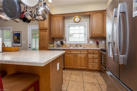 214 Mike St, Dobson, NC 27017 photo 22