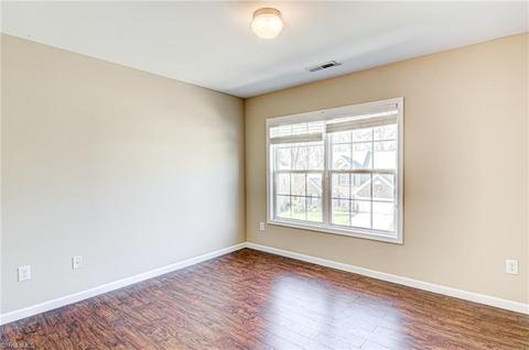 2322 Mill Ln, High Point, NC 27265 photo 10