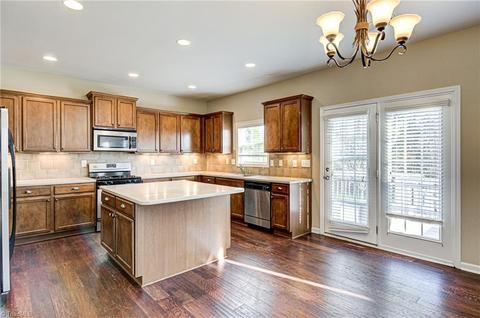 2322 Mill Ln, High Point, NC 27265 photo 6
