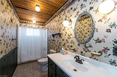 2083 Hampton Rd, Germanton, NC 27019 photo 14
