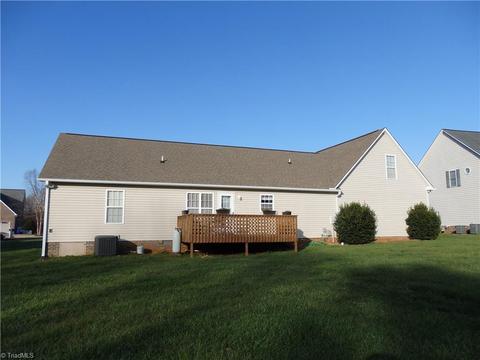 520 Spring Haven Dr, Randleman, NC 27317 photo 9