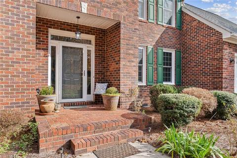 2505 Burch Pt, High Point, NC 27265 photo 1