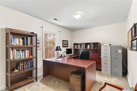 2505 Burch Pt, High Point, NC 27265 photo 22