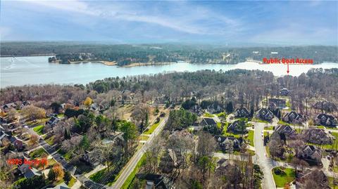 2505 Burch Pt, High Point, NC 27265 photo 3