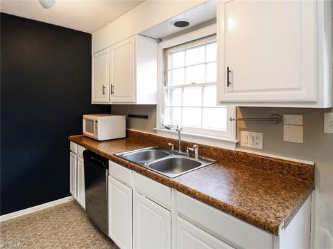 1833 Johnson St #E, High Point, NC 27262 photo 14
