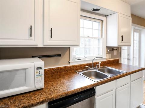 1833 Johnson St #E, High Point, NC 27262 photo 16