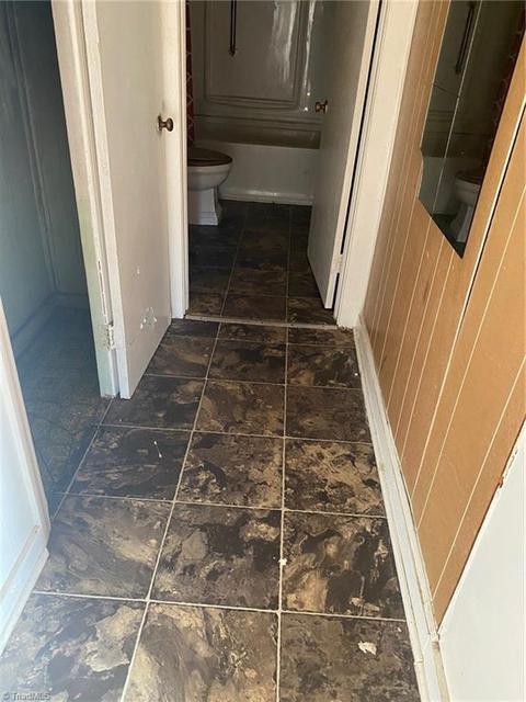 321 E 3rd Ave, Lexington, NC 27292 photo 5