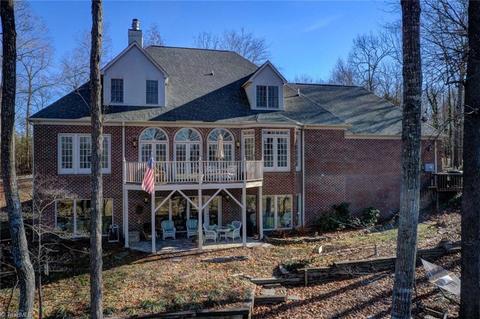 403 Cascade Dr, High Point, NC 27265 photo 39
