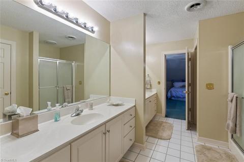 403 Cascade Dr, High Point, NC 27265 photo 18