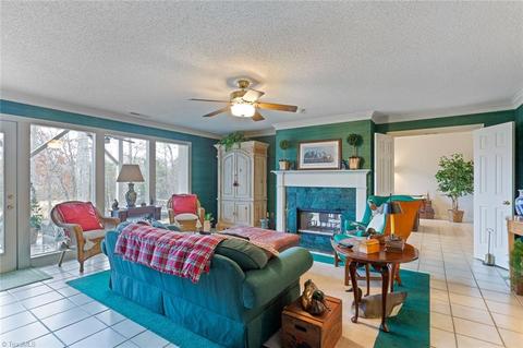403 Cascade Dr, High Point, NC 27265 photo 35
