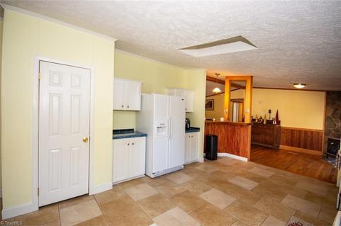 800 Jan Dan Dr, Trinity, NC 27370 photo 5