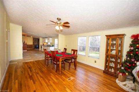 800 Jan Dan Dr, Trinity, NC 27370 photo 9