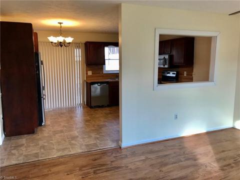 128 Maple Ridge Dr, King, NC 27021 photo 5