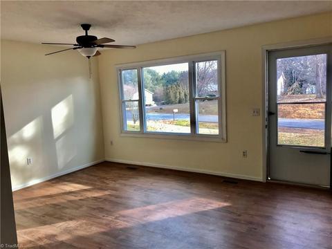 128 Maple Ridge Dr, King, NC 27021 photo 7