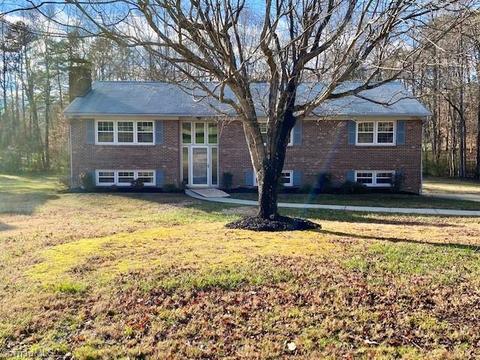 2330 Spring Valley Dr, Clemmons, NC 27012 photo 1