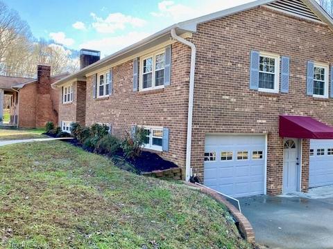 2330 Spring Valley Dr, Clemmons, NC 27012 photo 2