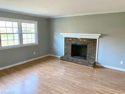2330 Spring Valley Dr, Clemmons, NC 27012 photo 6