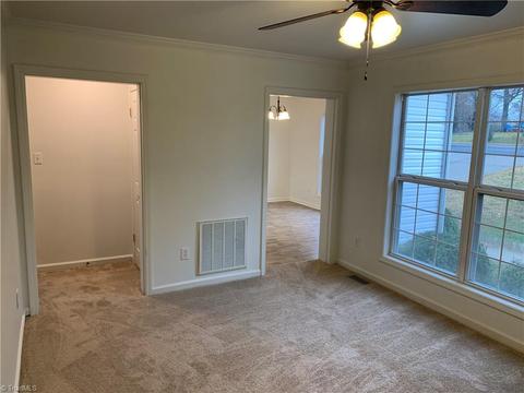 252 E Aiken Rd, Eden, NC 27288 photo 4