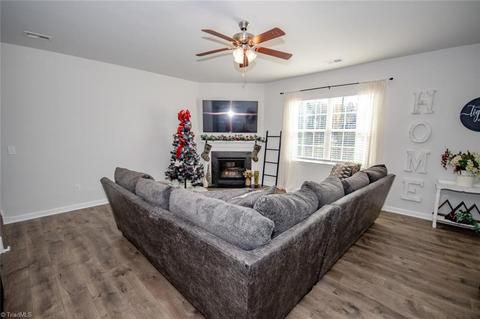 7033 Quarter Horse Dr, Trinity, NC 27370 photo 4