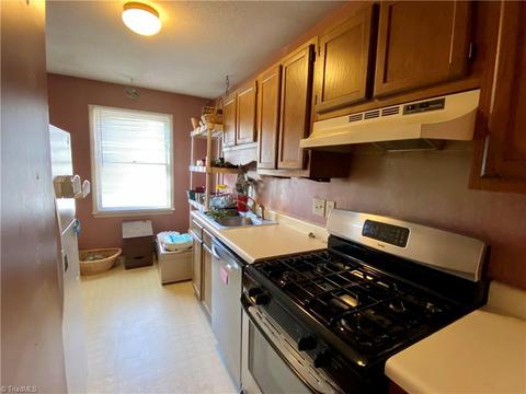 1703 Beaucrest Ave, High Point, NC 27265 photo 5