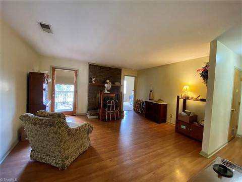 1703 Beaucrest Ave, High Point, NC 27265 photo 3