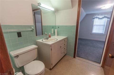 185 Barney Venable Rd, Pilot Mountain, NC 27041 photo 18