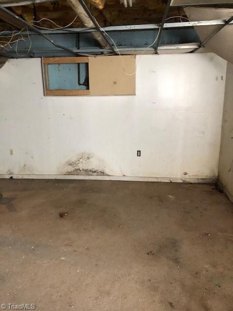 1114 Tipton St, High Point, NC 27262 photo 8