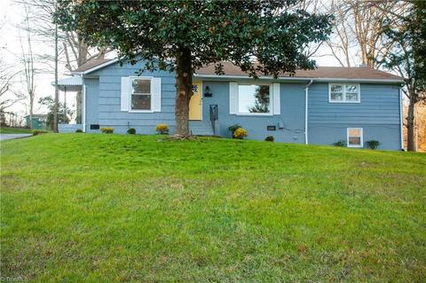 500 Marion Ct, High Point, NC 27262 photo 2