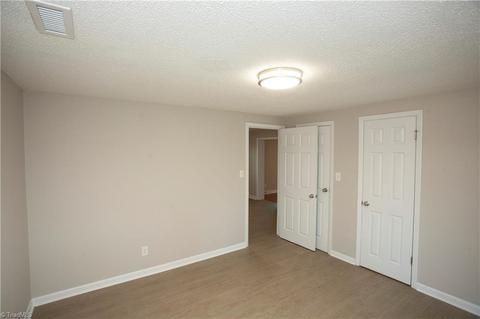 500 Marion Ct, High Point, NC 27262 photo 11