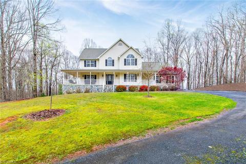 1676 Pineview Rd, Randleman, NC 27317 photo 3