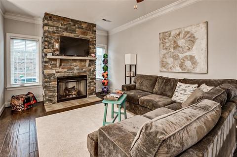 688 Nikyle Cir, High Point, NC 27265 photo 7
