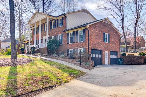 1908 Westheimer Dr, Clemmons, NC 27012 photo 2