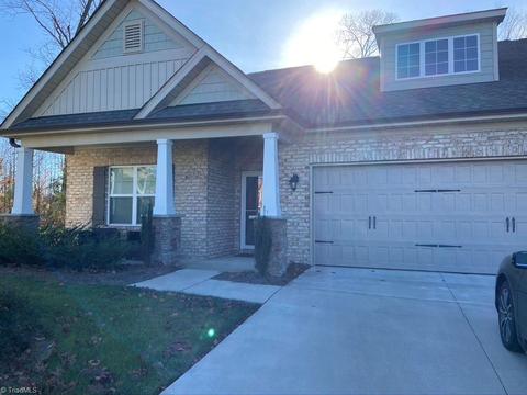801 Rollingbrook Ct, Clemmons, NC 27012 photo 1
