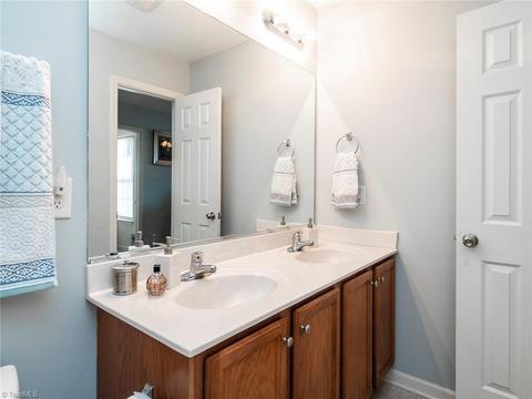5185 Switchback Dr, High Point, NC 27265 photo 16