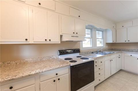 1902 King St, High Point, NC 27260 photo 9