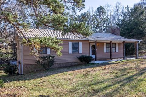 4470 Stone Ridge Dr, Trinity, NC 27370 photo 6