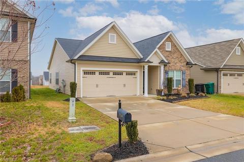 5769 Midstream Cir, Clemmons, NC 27012 photo 3