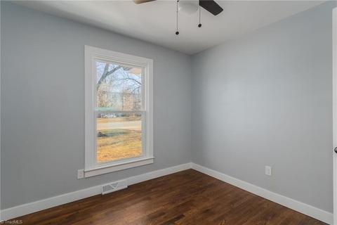 1733 Cedrow Dr, High Point, NC 27260 photo 19