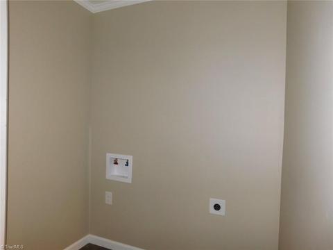 7518 Farmbrook Pl, Thomasville, NC 27360 photo 26
