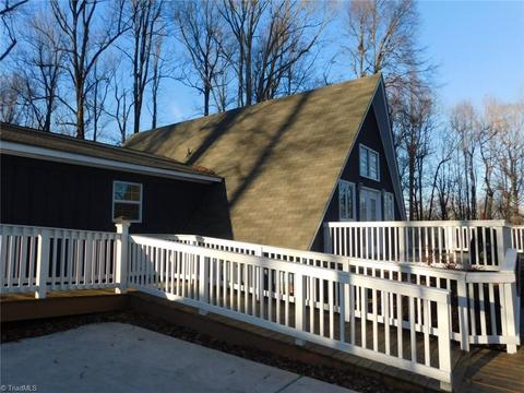 7518 Farmbrook Pl, Thomasville, NC 27360 photo 25