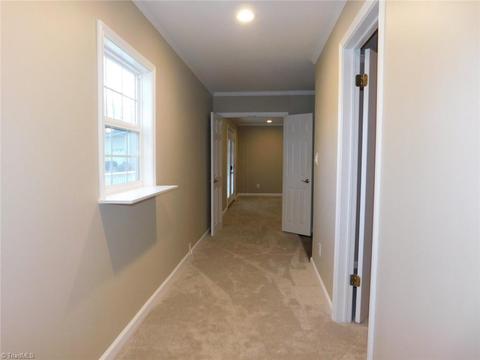 7518 Farmbrook Pl, Thomasville, NC 27360 photo 9