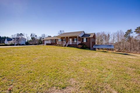 1451 Marshall Smith Rd, King, NC 27021 photo 3