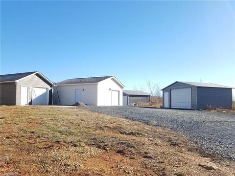 2066 Summey Town Rd, Trinity, NC 27370 photo 3