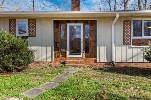 3815 Creekview Dr, Trinity, NC 27370 photo 4