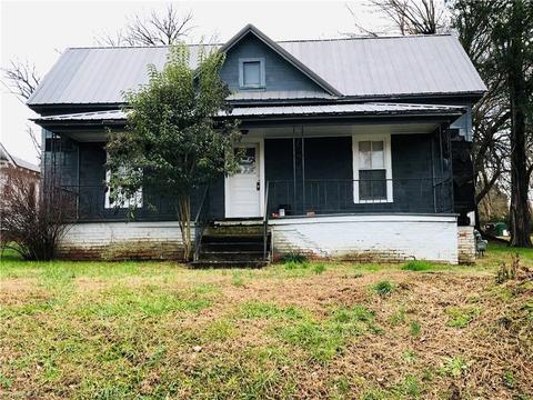 321 Coltrane Ave, High Point, NC 27260 photo 1