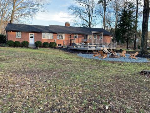 4140 Hampton Rd, Clemmons, NC 27012 photo 2